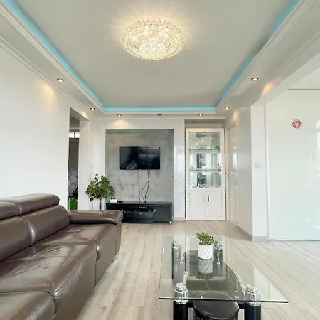 100m2, Moderne Et Luxueux 6 Personnes * Bagnolet