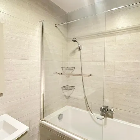 100m2, Moderne Et Luxueux 6 Personnes