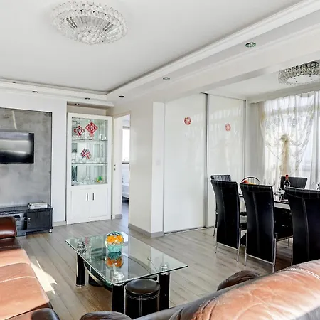 Apartment 100m2, Moderne Et Luxueux 6 Personnes *