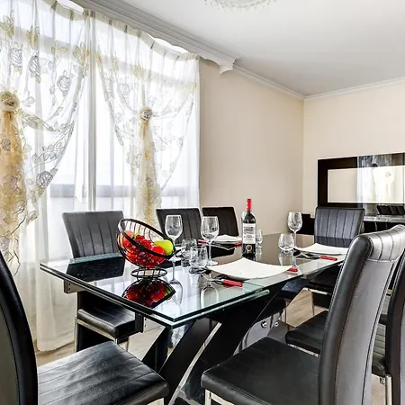 100m2, Moderne Et Luxueux 6 Personnes Apartment *
